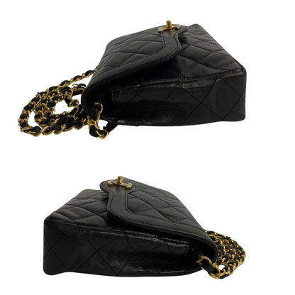 Chanel Paris Single Flap Bag Leather Crossbody Bag in New Condition
