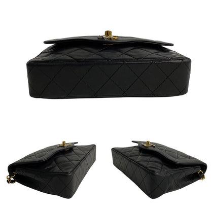 Chanel Paris Single Flap Bag Leather Crossbody Bag in New Condition