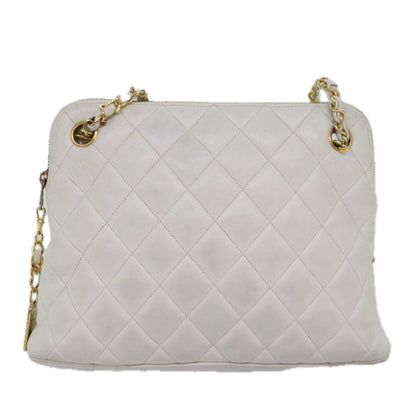 CHANEL Matelasse Chain Shoulder Bag Leather White CC 76482