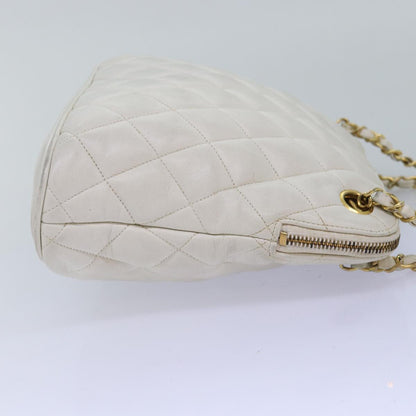 CHANEL Matelasse Chain Shoulder Bag Leather White CC 76482