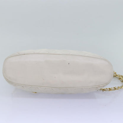 CHANEL Matelasse Chain Shoulder Bag Leather White CC 76482