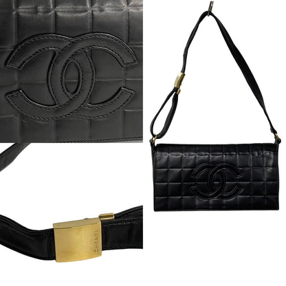 Chanel CC Chocolate Bar Shoulder Bag  Leather Crossbody Bag in New Condition