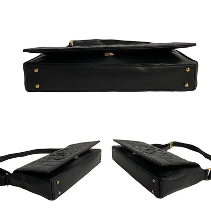 Chanel CC Chocolate Bar Shoulder Bag  Leather Crossbody Bag in New Condition