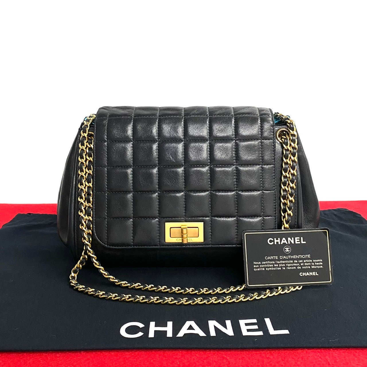 Chanel Reissue Choco Bar Chain Shoulder Bag Leather Shoulder Bag in New Condition