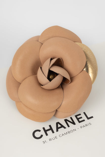 Broche Camlia Chanel