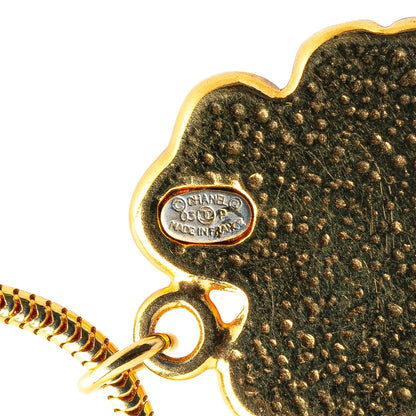 Gold Chanel Gold Plated And Resin Clover Pendant Necklace