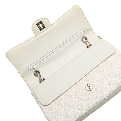 Chanel Sac Medium Classic Tweed Double Flap