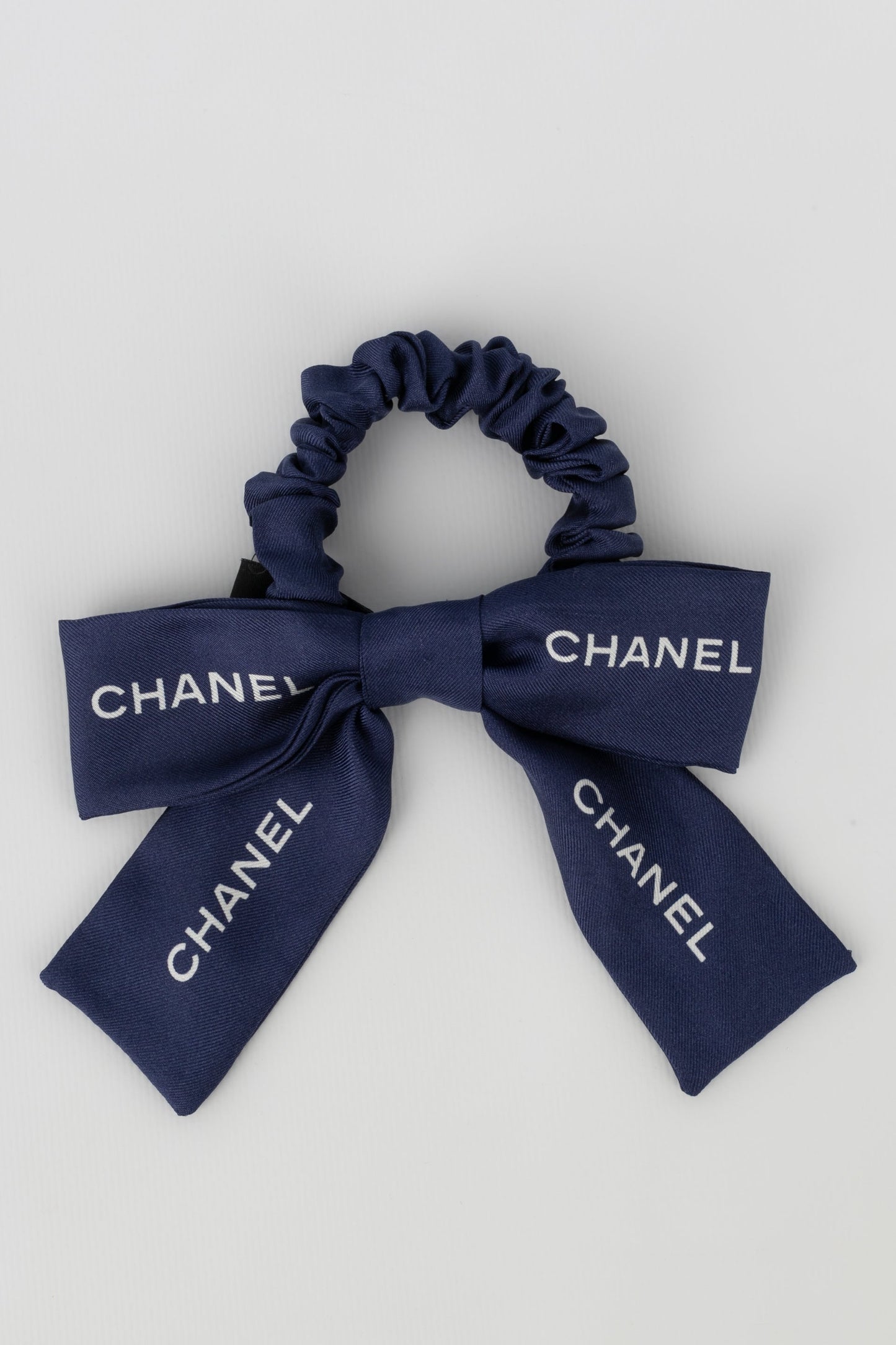 Accessoire de tte Chanel