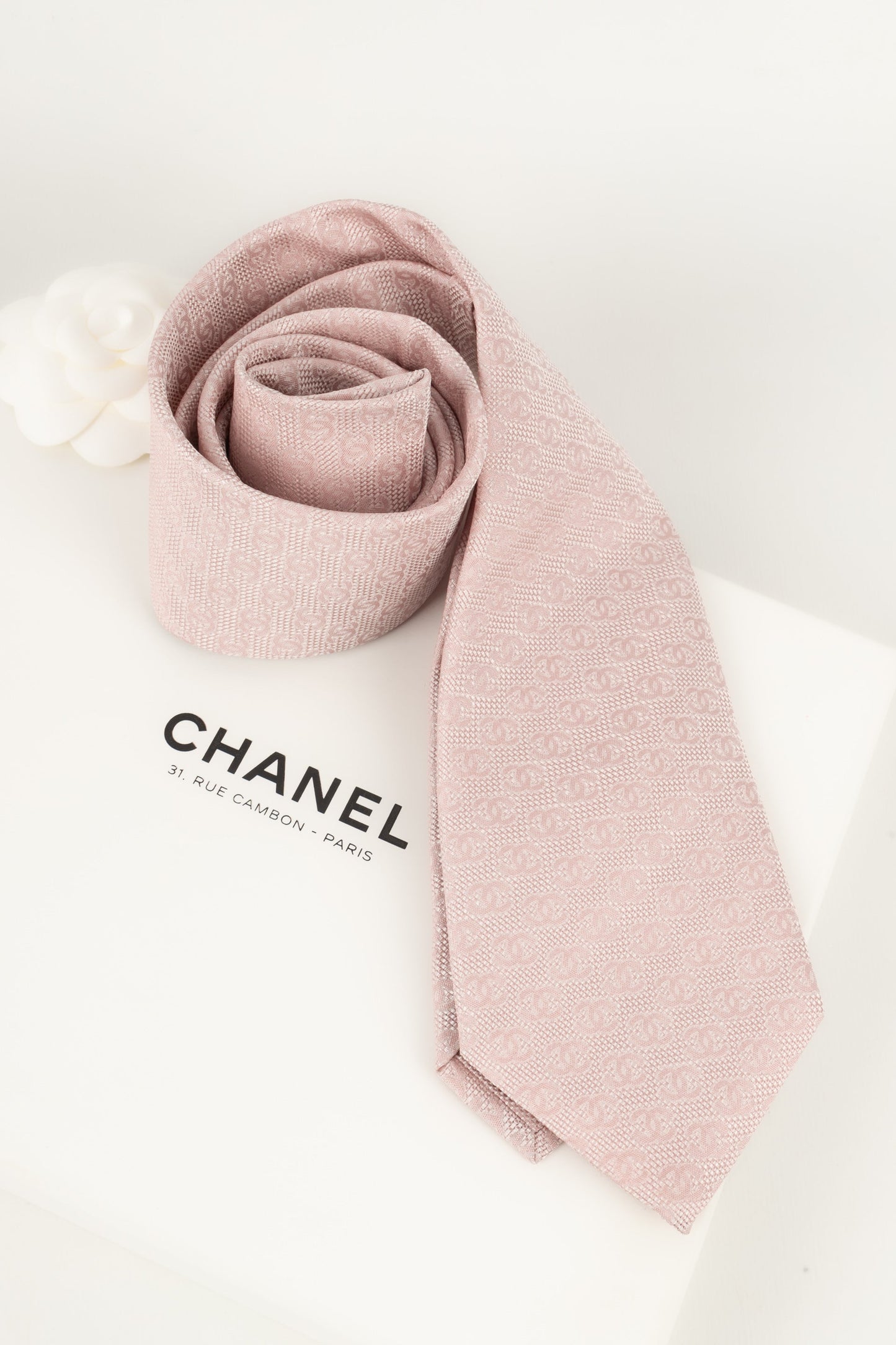 Cravate Chanel