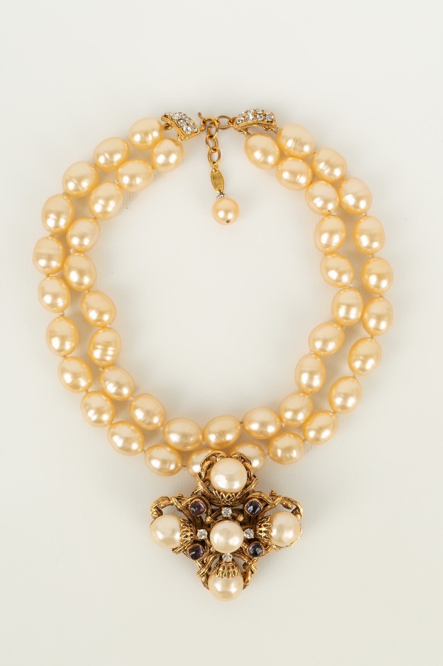 Collier Chanel