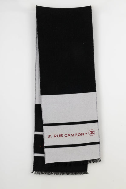 Echarpe en laine et cachemire Chanel