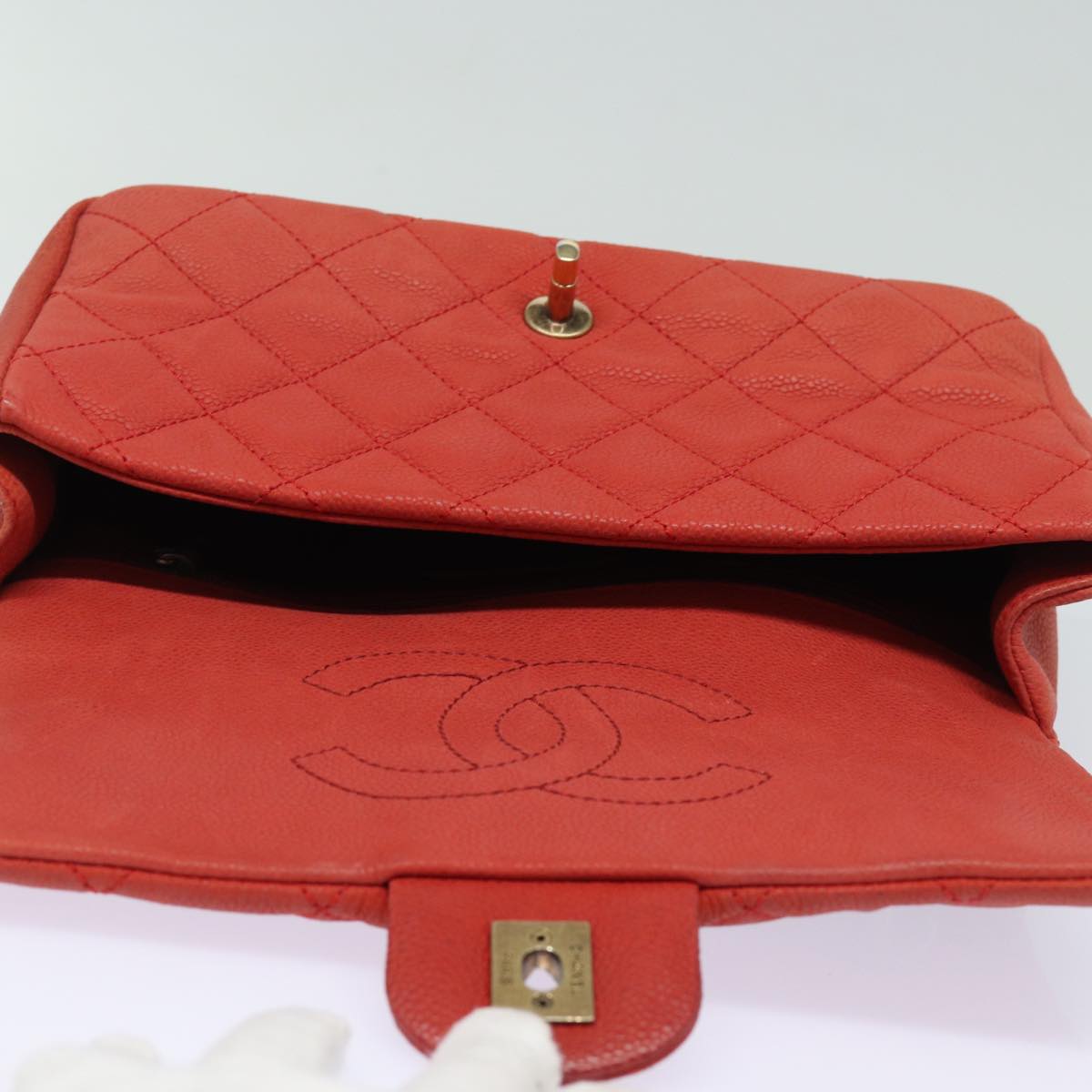 CHANEL Matelasse Shoulder Bag Caviar Skin Beige CC 82249A
