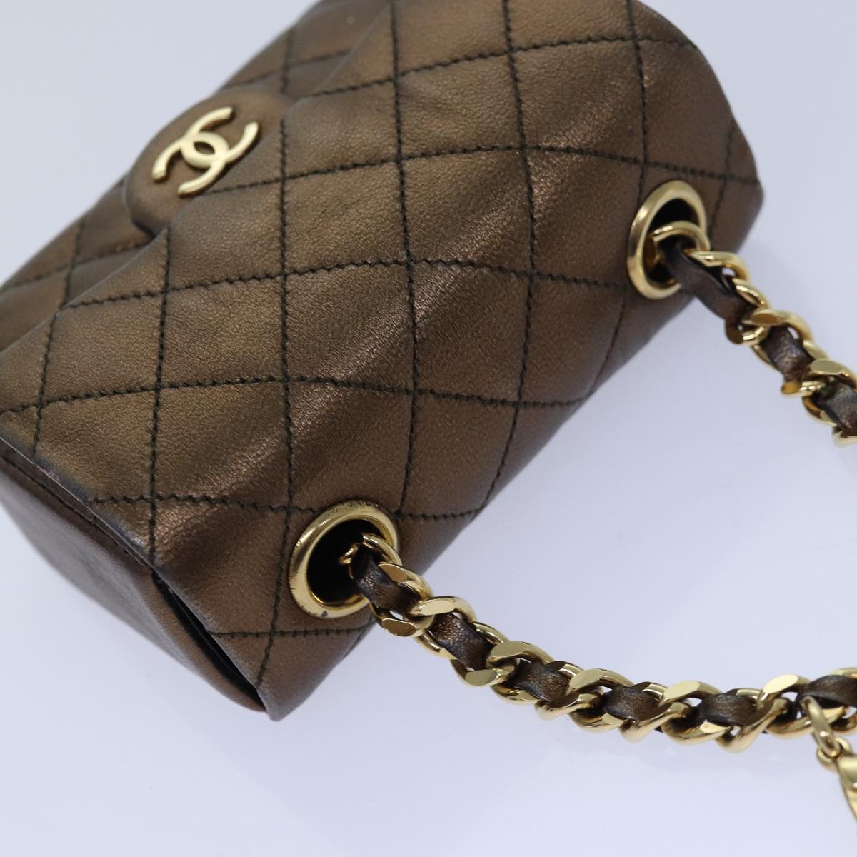 CHANEL Mini Matelasse Chain Pouch Lamb Skin Gold Tone CC 84490