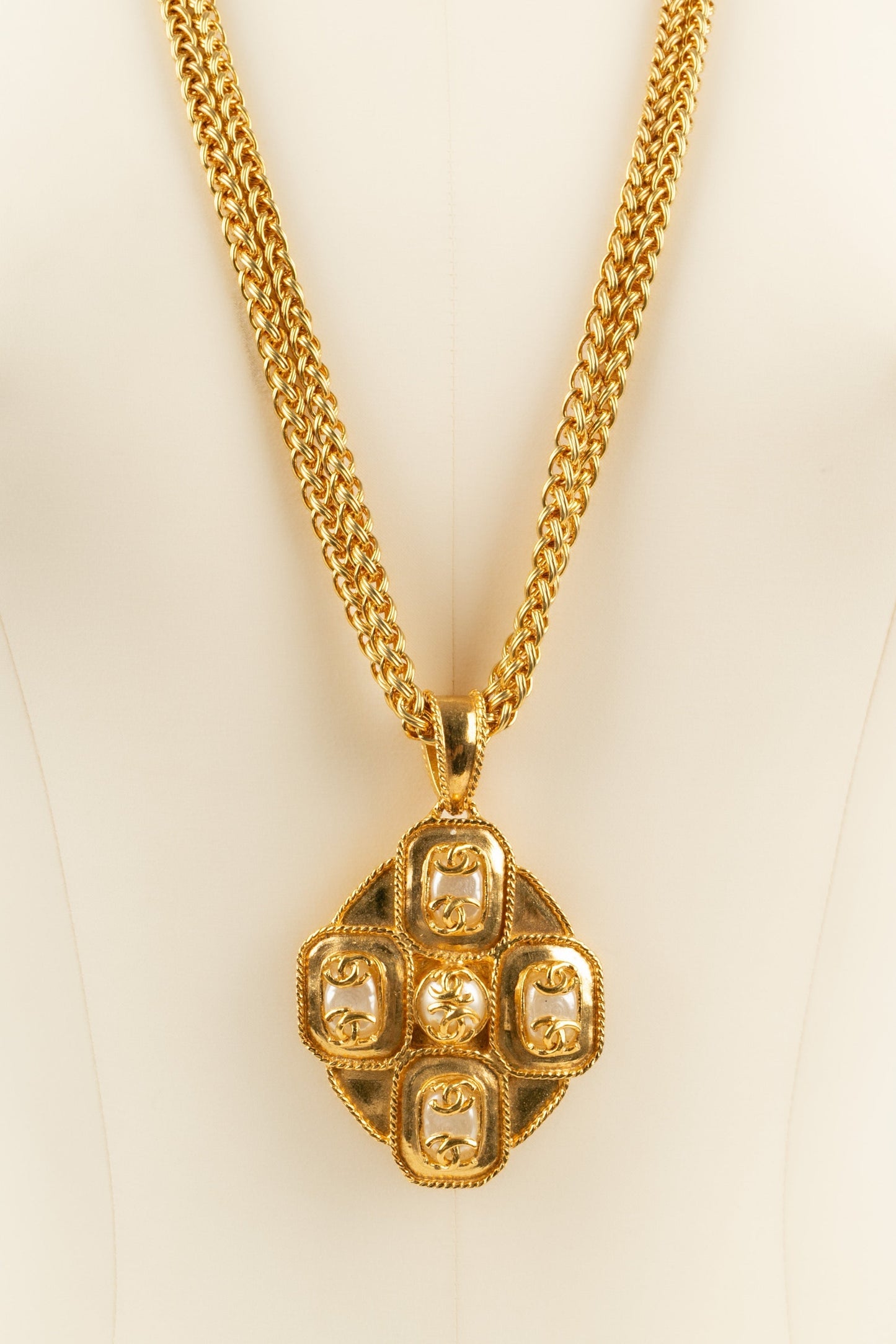 Collier Chanel Automne 1995