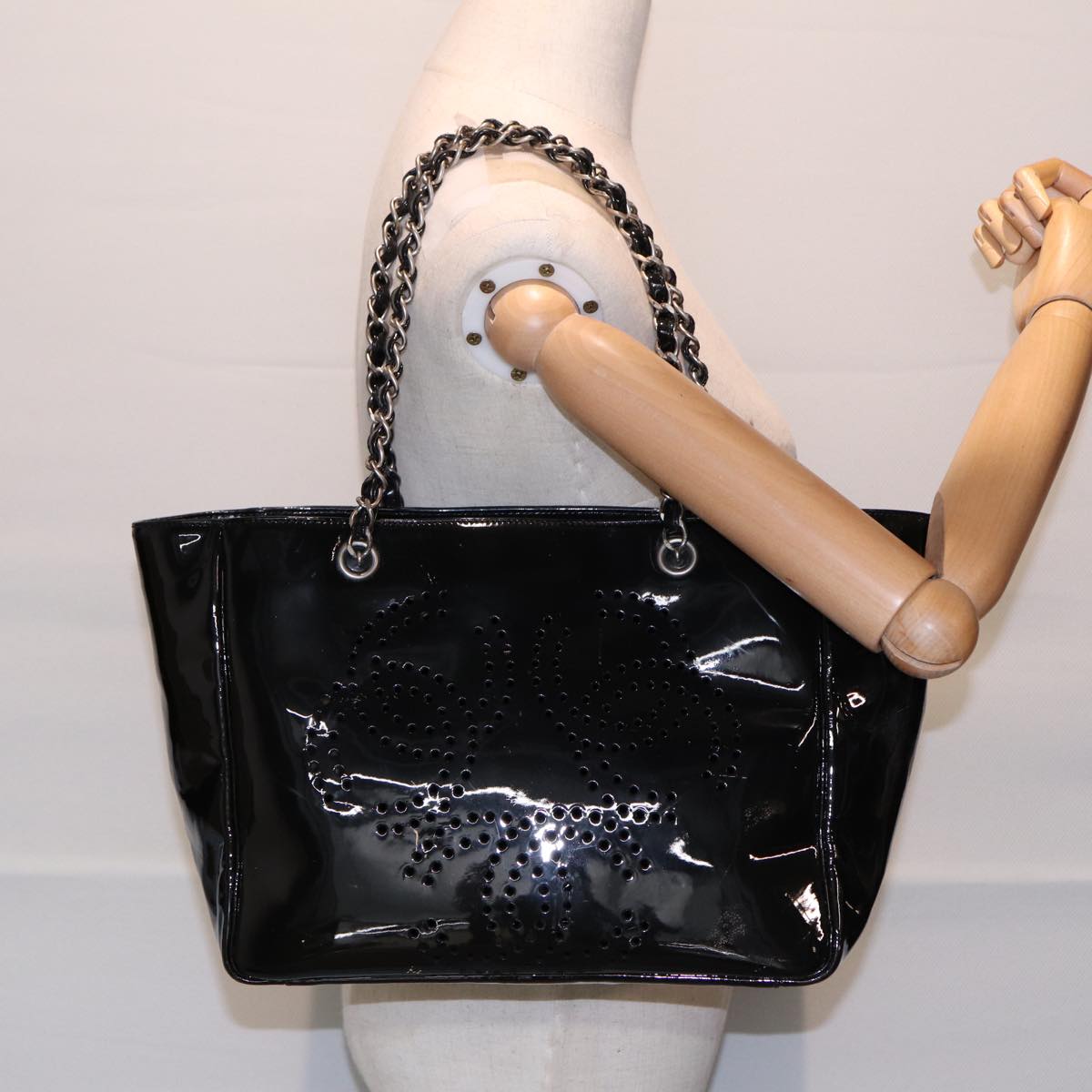 CHANEL Chain Tote Bag Patent leather Black Silver CC 86039