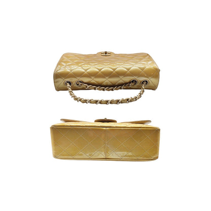 Chanel Vintage Classic Quilted Patent Single Jumbo Flap Bag