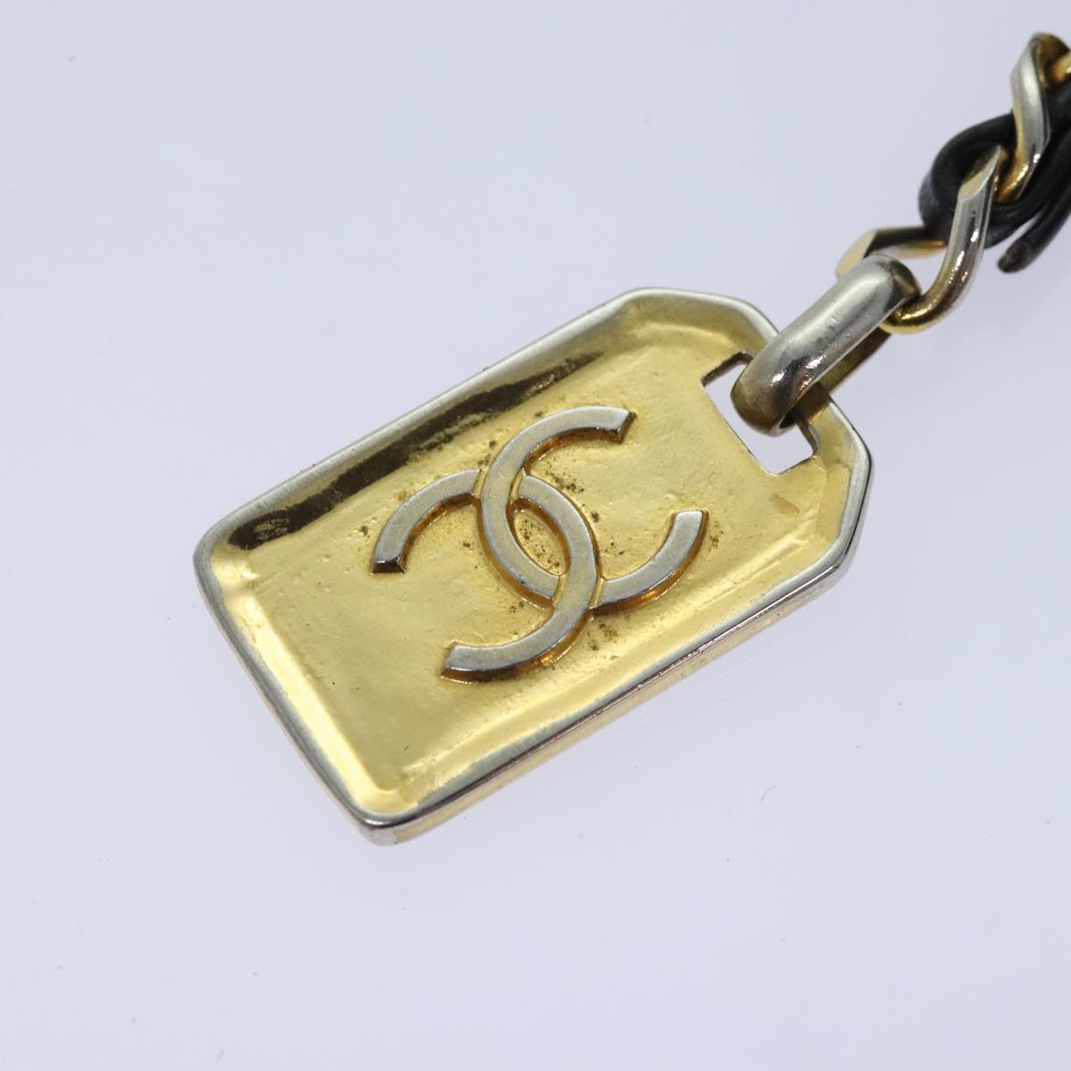 CHANEL Matelasse Chain Shoulder Bag Leather Gold Black CC 88263