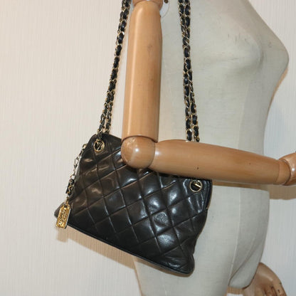 CHANEL Matelasse Chain Shoulder Bag Leather Gold Black CC 88263