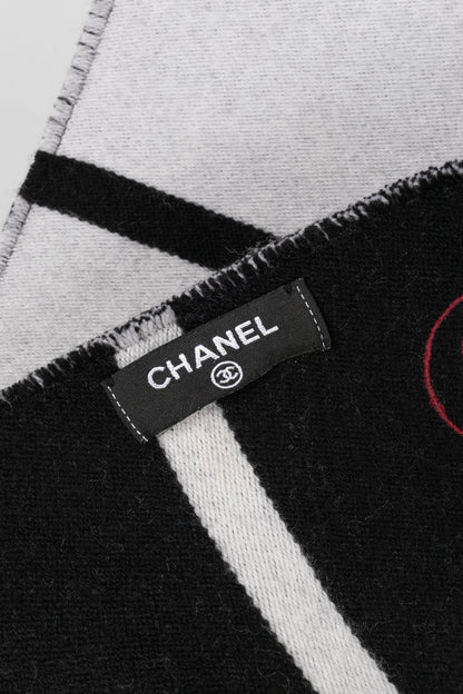 Echarpe en laine et cachemire Chanel