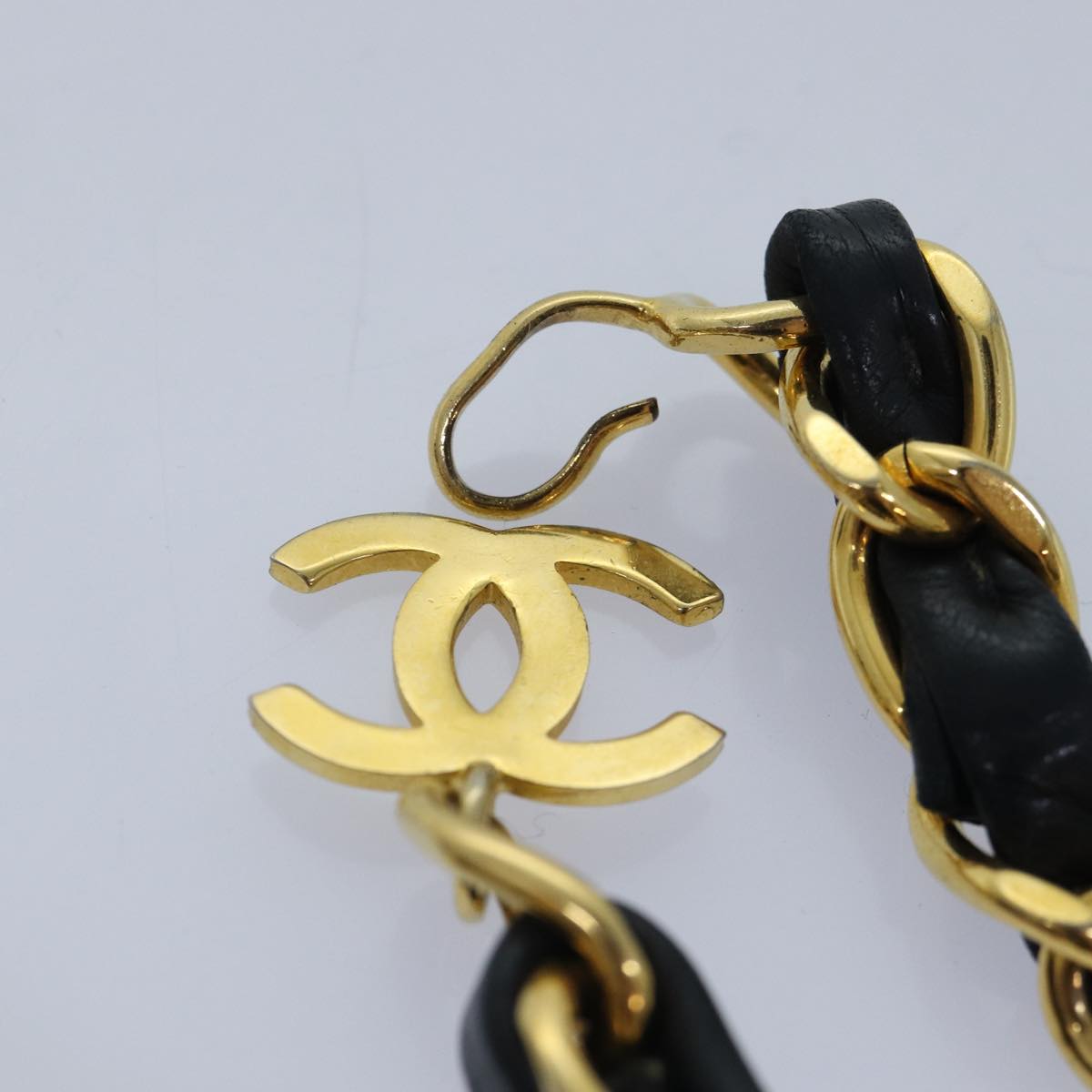 CHANEL Mini Mini Matelasse Chain Pouch Lamb Skin Black Gold CC 89068A
