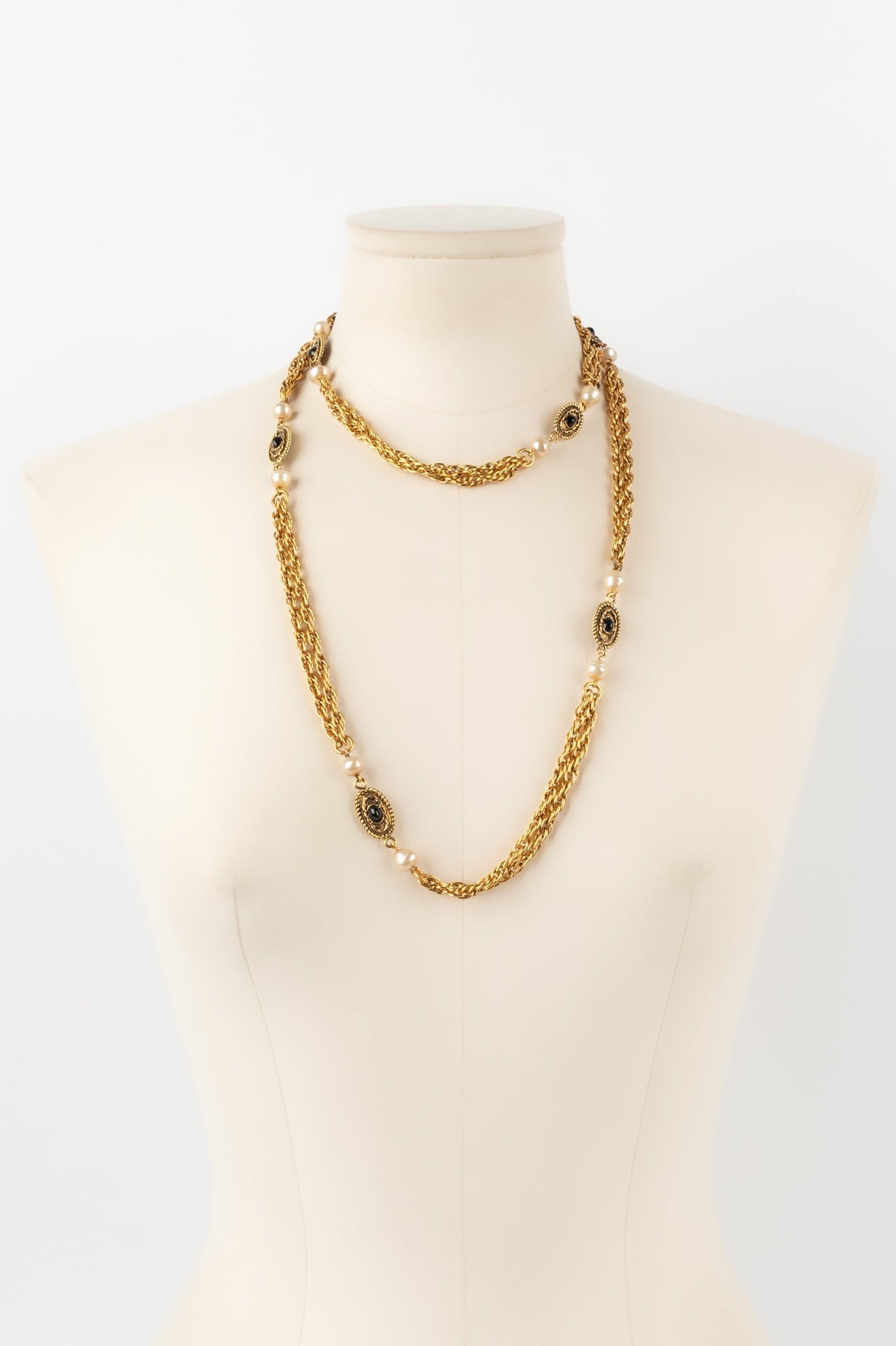 Collier / sautoir Chanel 1982
