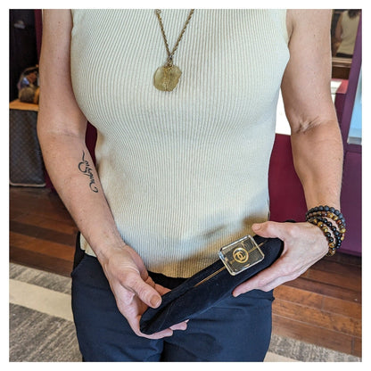 Chanel Vintage Velvet Gold Plexiglass Kiss-Lock Frame Clutch