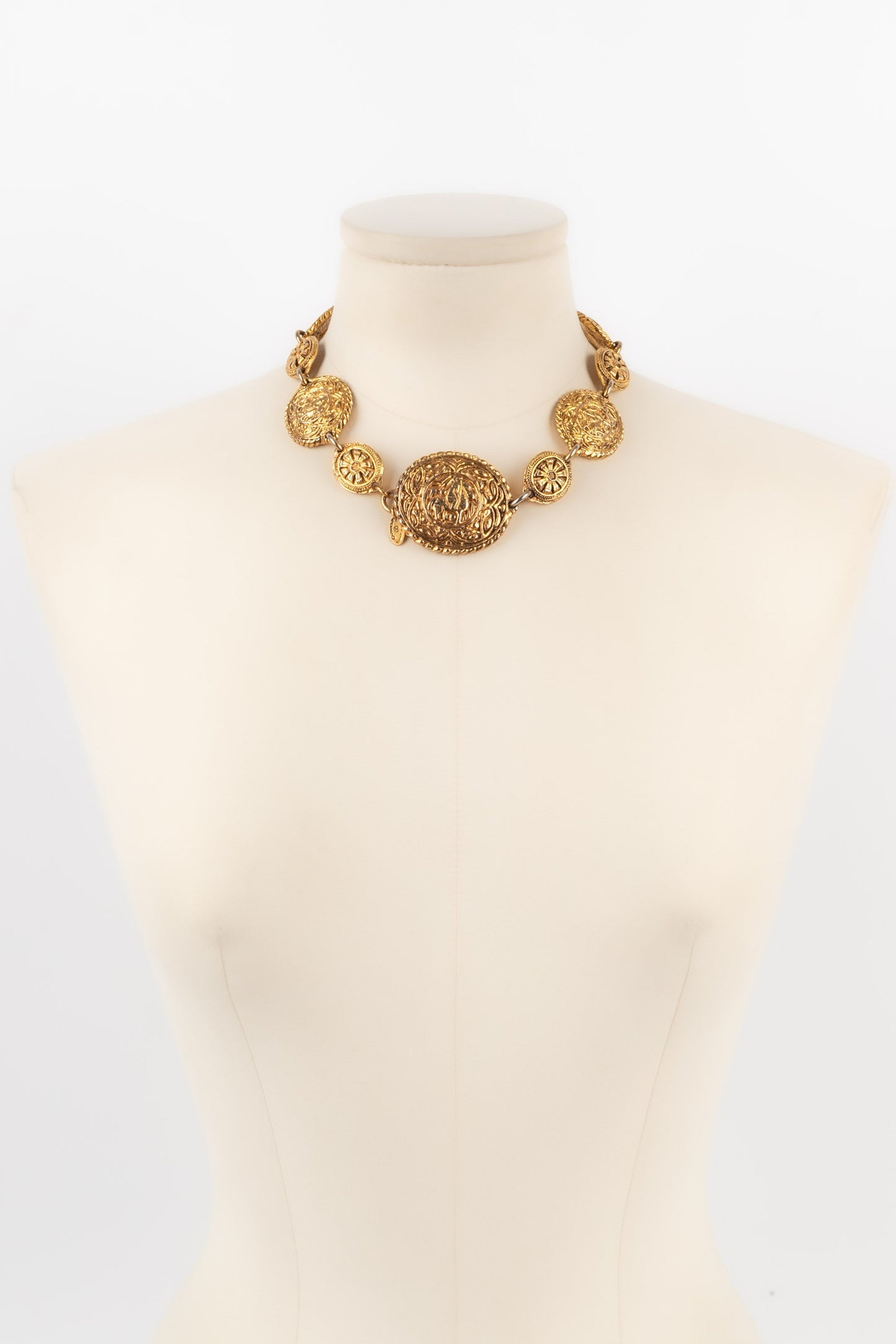 Collier dor Chanel 1980s