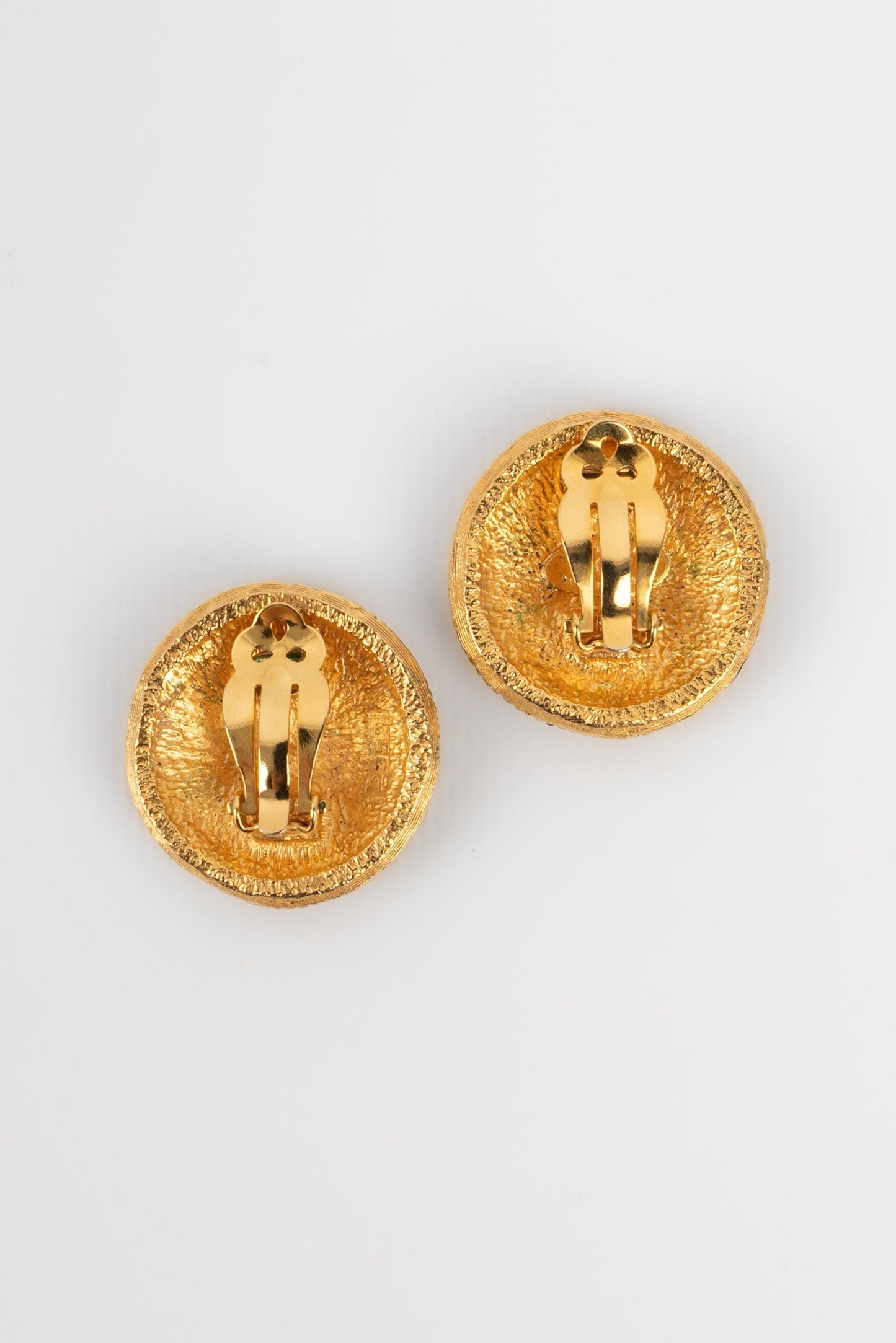 Boucles d'oreilles dores Chanel