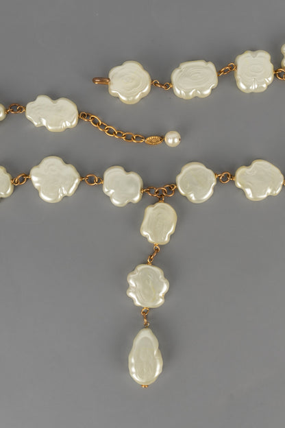 Collier de perles Chanel