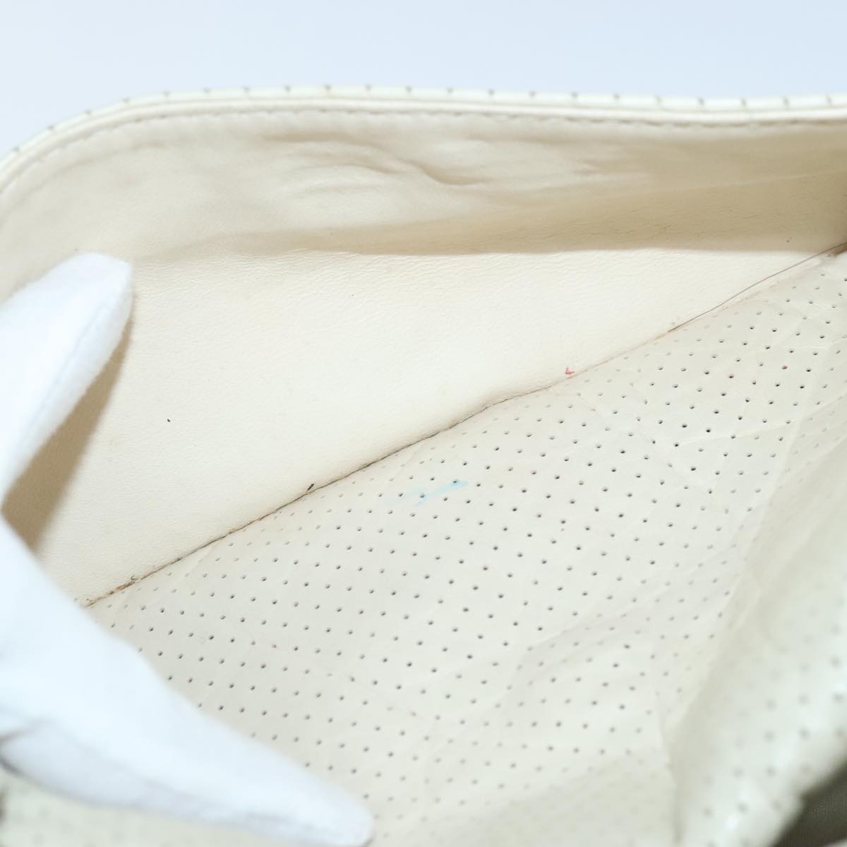 CHANEL Chain Shoulder Bag Punching leather White Silver CC 91310