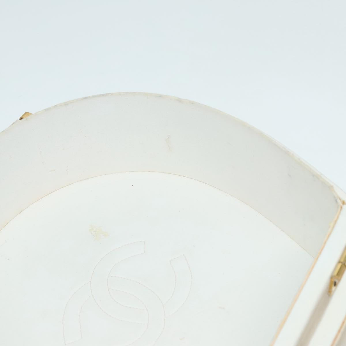 CHANEL Vanity Hand Bag Leather White CC 92088