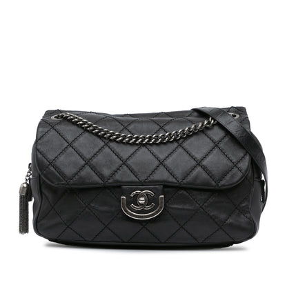 Black Chanel Paris Edinburgh Jumbo Calfskin Coco Sporran Flap Shoulder Bag