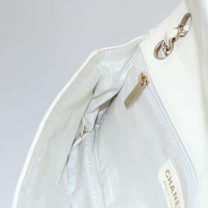 CHANEL Chain East West Shoulder Bag Leather White CC 94488