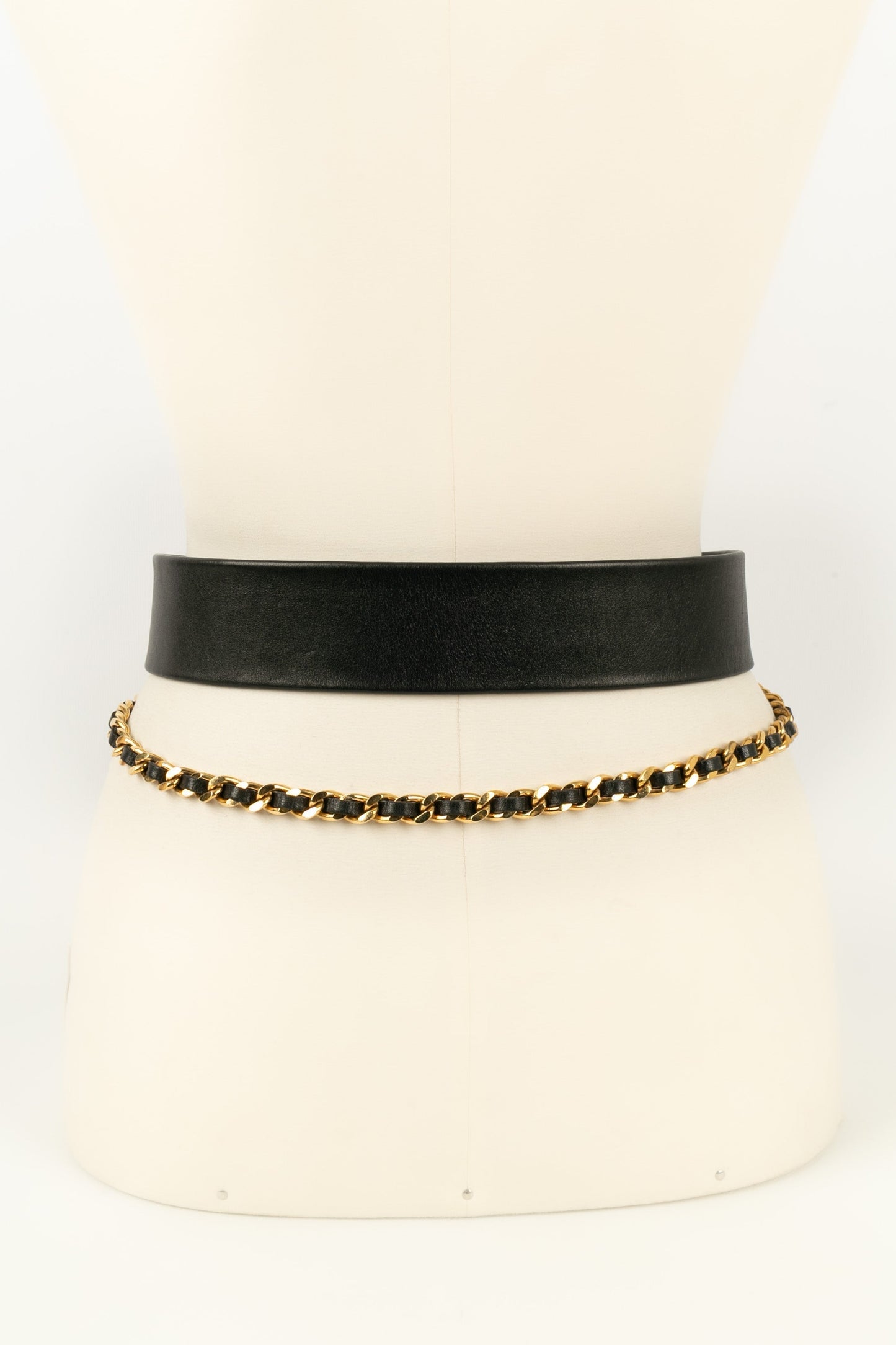 Ceinture en cuir Chanel