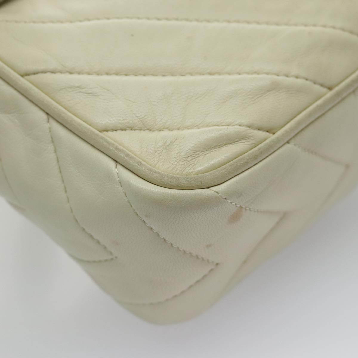 CHANEL V Stitch Shoulder Bag Lamb Skin Gold Beige CC 97147