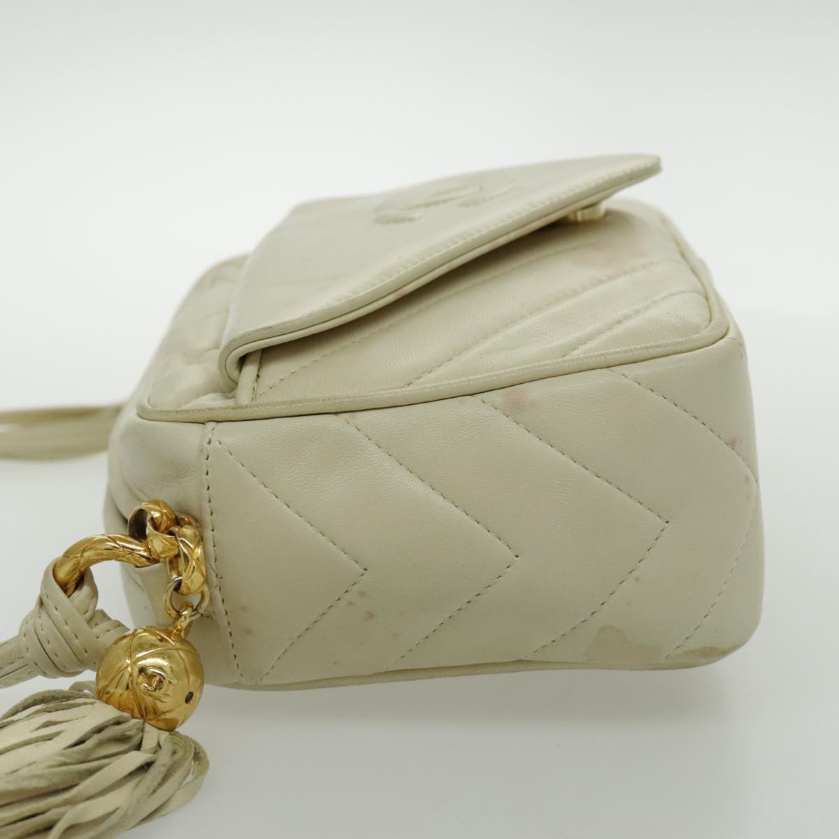 CHANEL V Stitch Shoulder Bag Lamb Skin Gold Beige CC 97147