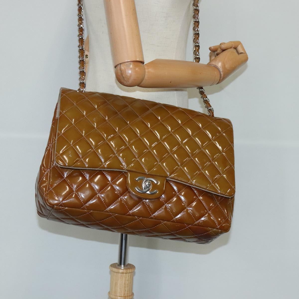 CHANEL Matelasse Chain Shoulder Bag Enamel Brown Silver CC 97455