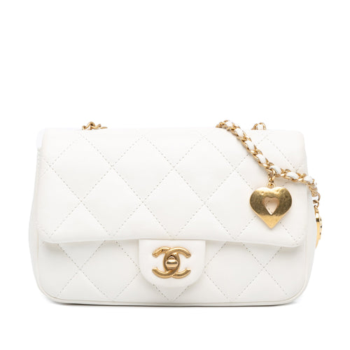 Chanel Sac Mini Quilted Lambskin Heart Charms Flap