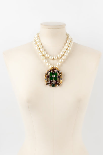 Collier en pte de verre Chanel