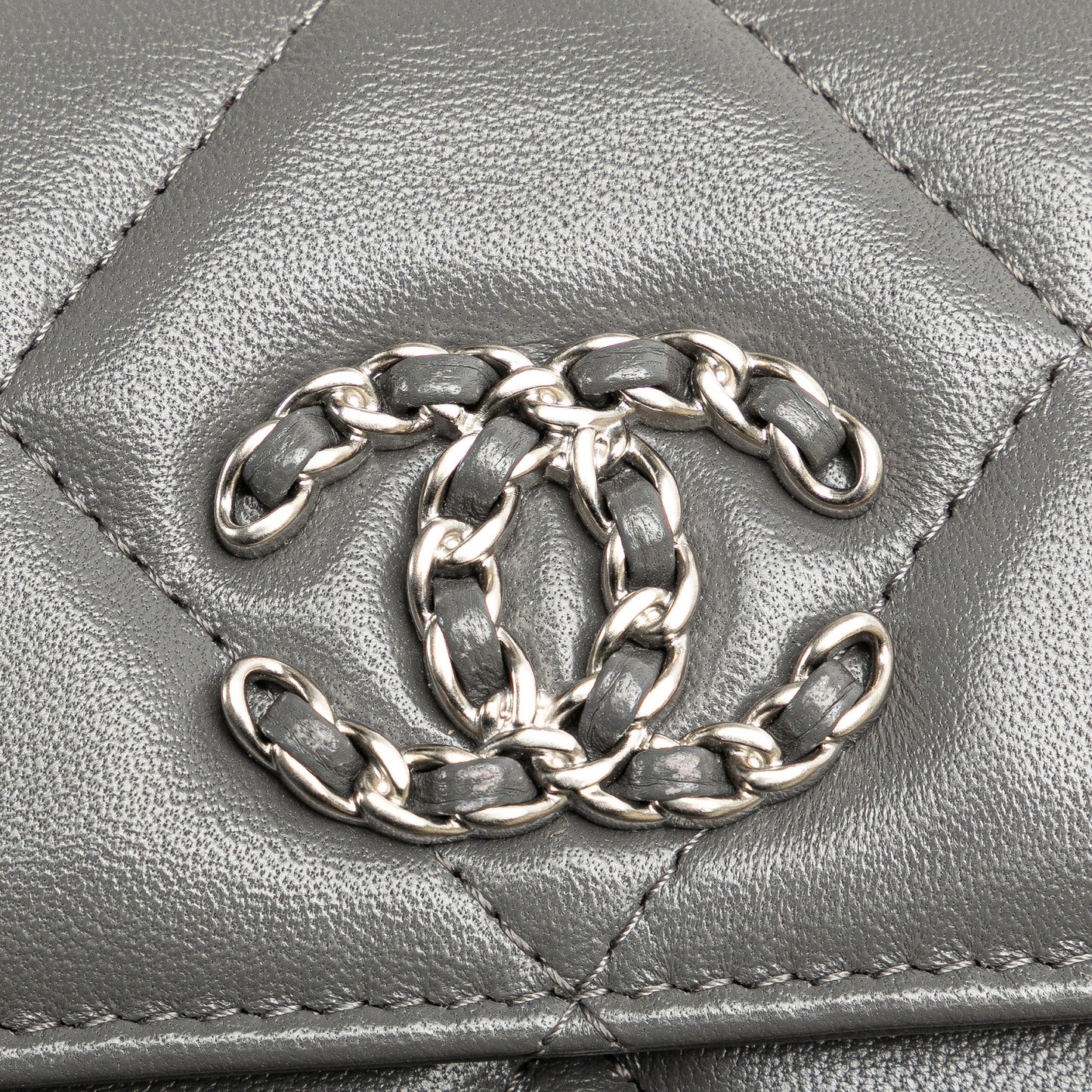 Gray Chanel Lambskin 19 Flap Coin Purse With Chain Crossbody Bag