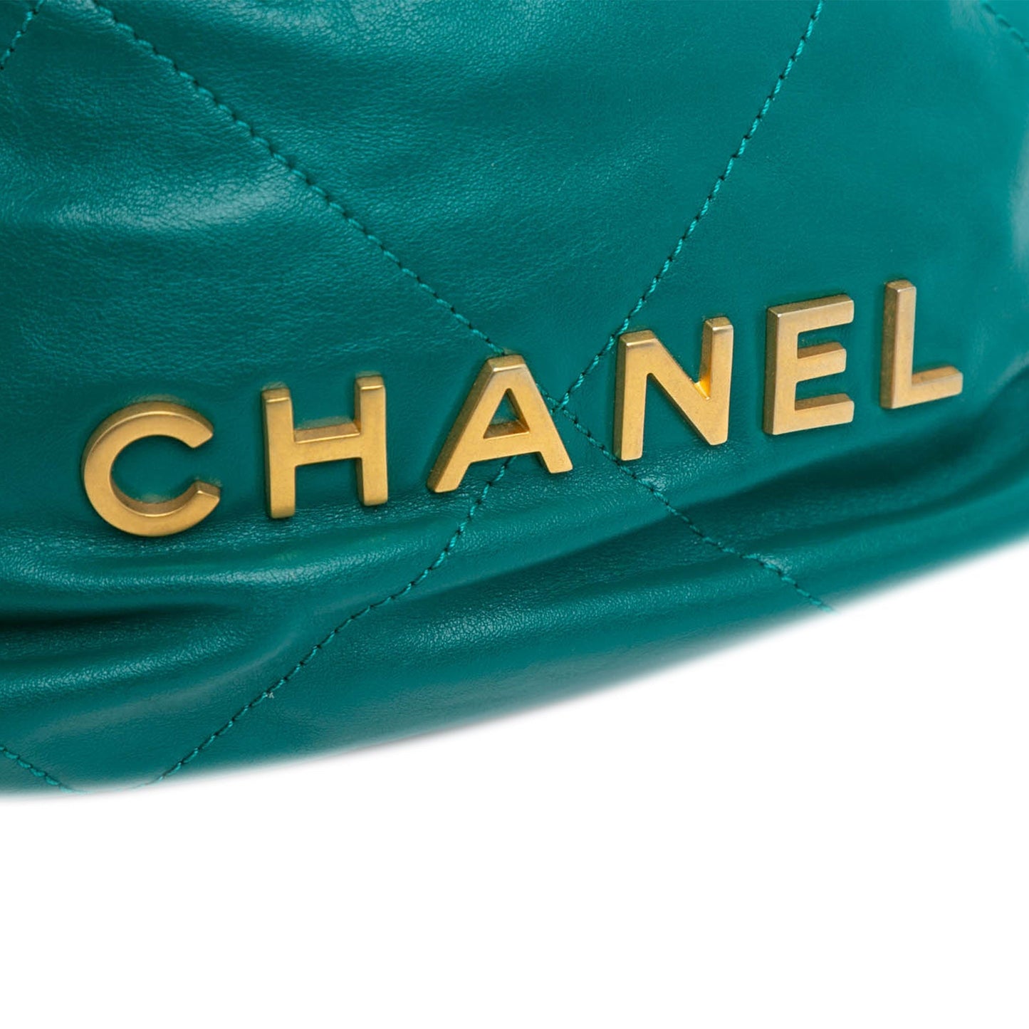 Chanel Sac Mini Shiny Calfskin 22 Handbag