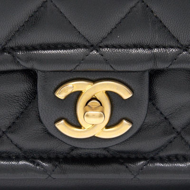 Chanel 19B Flap Bag