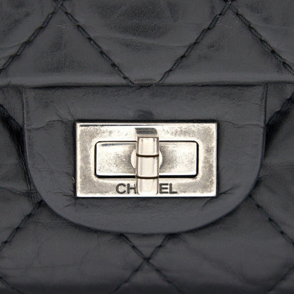 Chanel reissue 2.55 medium bag