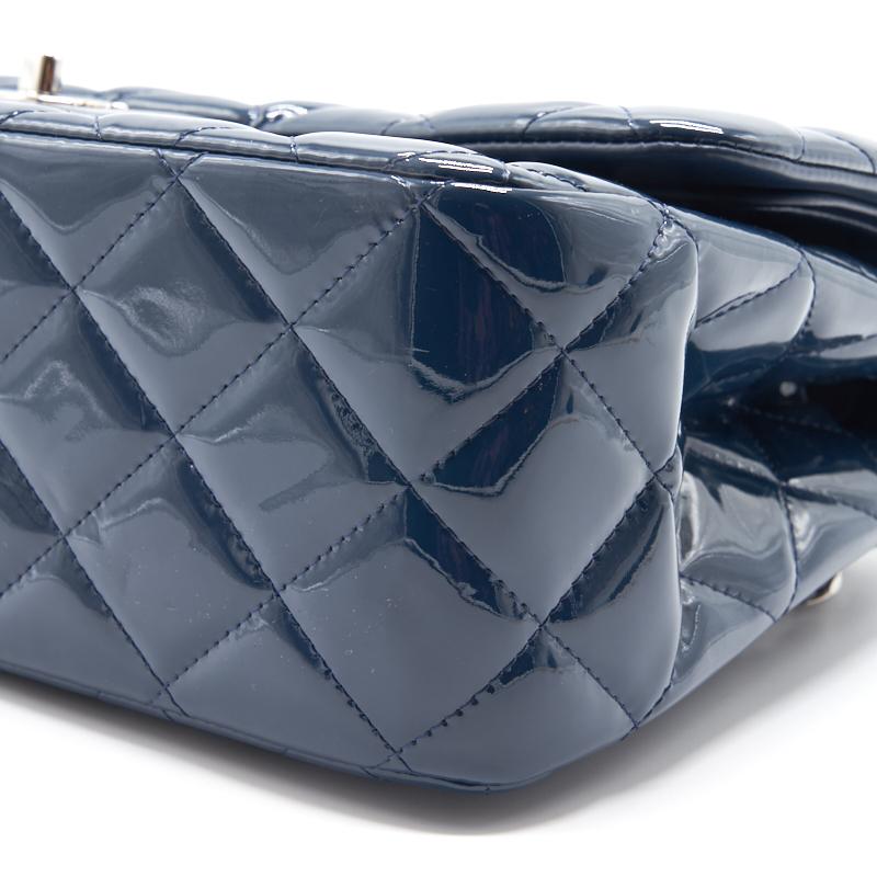 Chanel Classic Jumbo Double Flap