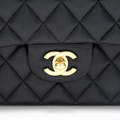 Chanel Classic Medium Double Flap Lambskin with GHW