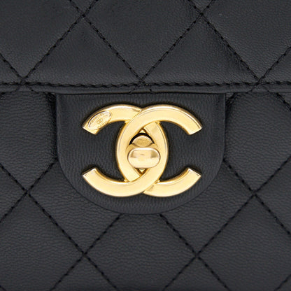 Chanel S/S 2019 Flap Bag with Pearls