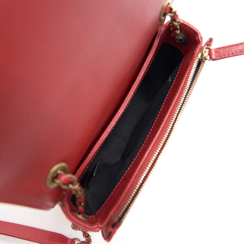 Chanel Shiny Calfskin Goatskin Quilted Small Coco Curve Messenger Flap