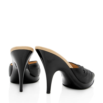 Chanel Ruched Leather Slide Mules - Size 7 / 37 (SHF-18120)