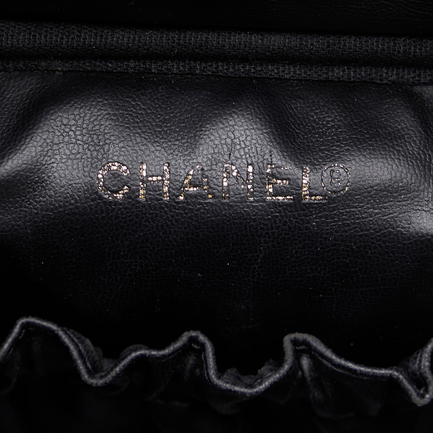 Chanel CC Caviar Vanity Bag (SHG-AJmYeq)