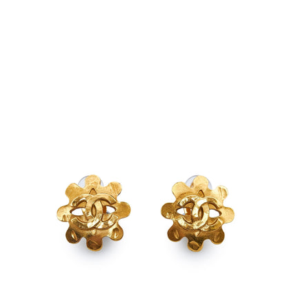 Chanel CC Clip-on Earrings (SHG-M1CVlV)